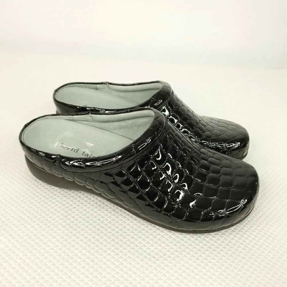 David Tate Womens Catalina Almond Toe Clogs Black